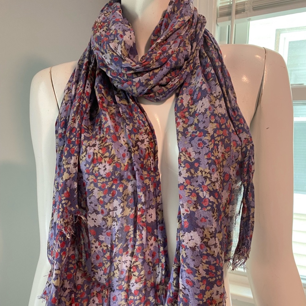 *NWOT* Nordstrom Floral Print Scarf